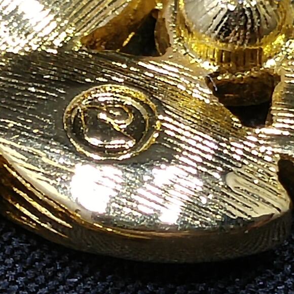 Vintage Swarovski Leaf Earrings, Gold Plated Red Green Purple Rhinestones, 1990s - Picture 9 of 10